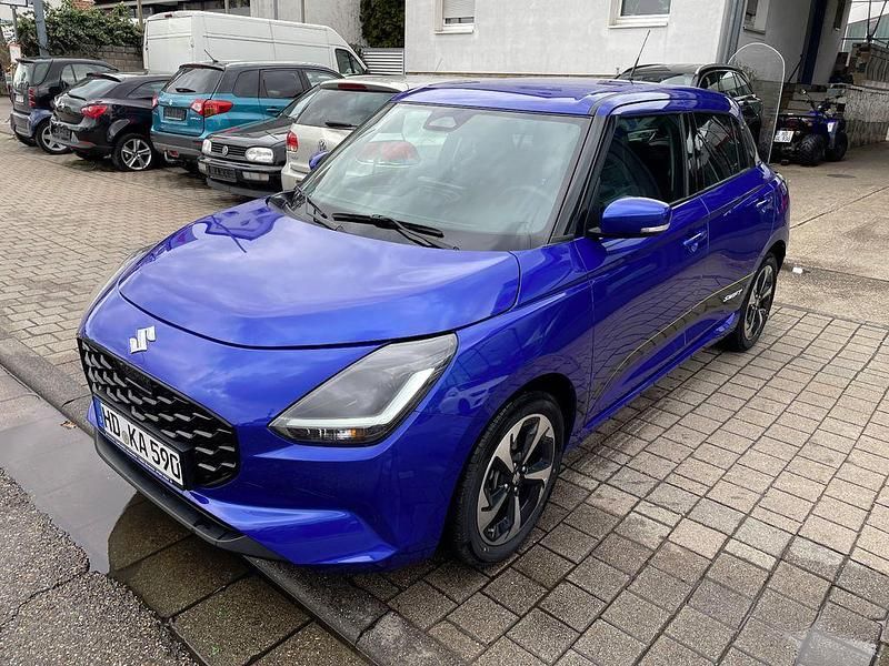 Gebraucht Suzuki Swift Comfort+ 83 PS (61 kW) 2025 Blau Kleinwagen