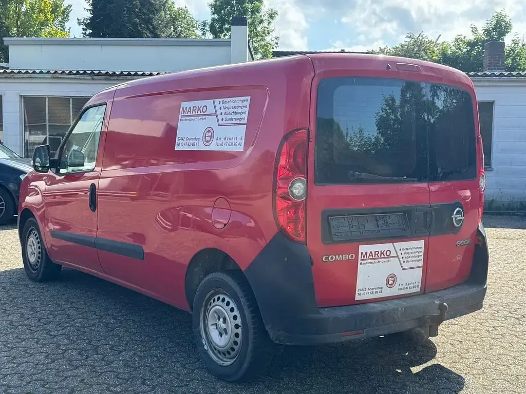 Gebraucht Opel Combo 90 PS (66 kW) 2013 Rot Van / Kleinbus
