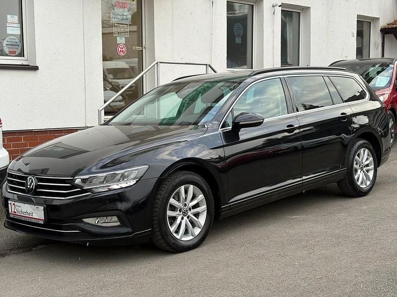 Gebraucht VW Passat Business 150 PS (110 kW) 2021 Schwarz Kombi