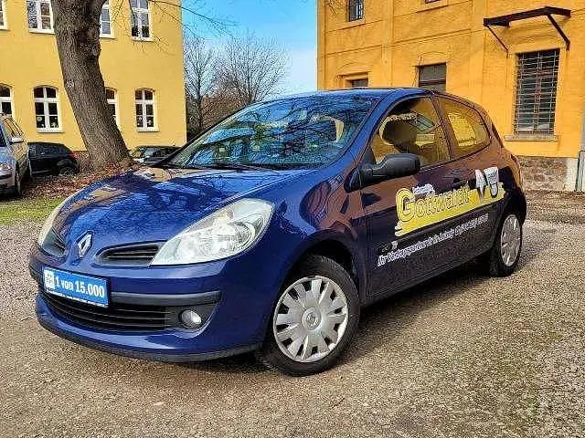 Second-hand Renault Clio II Expression 68 CP (50 kW) 2006 Albastru Berlinǎ