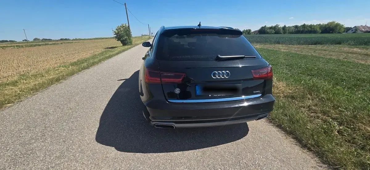 Gebraucht Audi A6 Ambiente 272 PS (200 kW) 2015 Schwarz Kombi