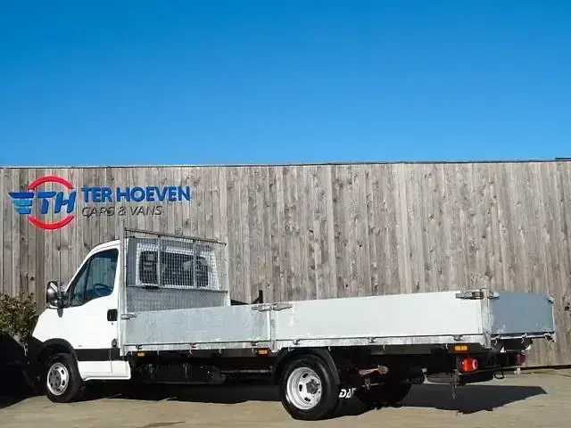 Second-hand Iveco Daily 116 CP (85 kW) 2007 Alb