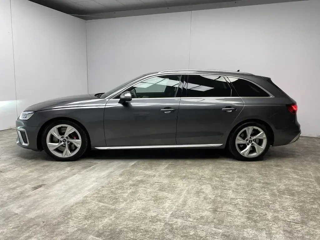 Używany Audi S4 Ambiente 341 KM (250 kW) 2023 Szary Kombi