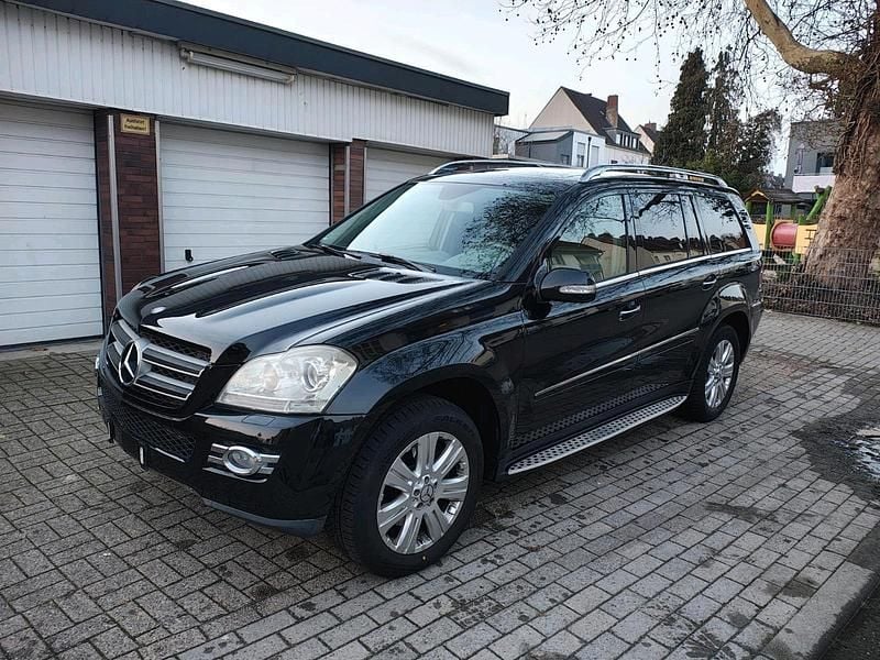 Gebraucht Mercedes GL320 224 PS (164 kW) 2008 Schwarz SUV