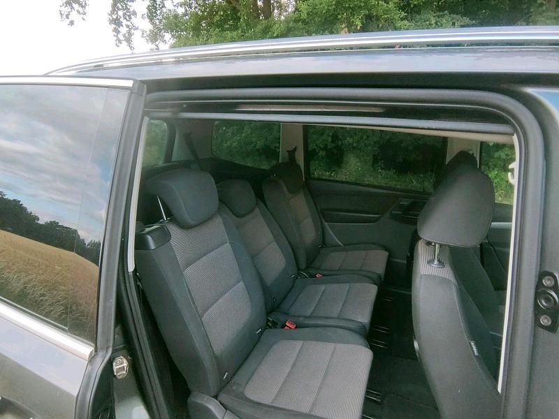 Gebraucht VW Sharan 150 PS (110 kW) 2011 Braun Van / Kleinbus