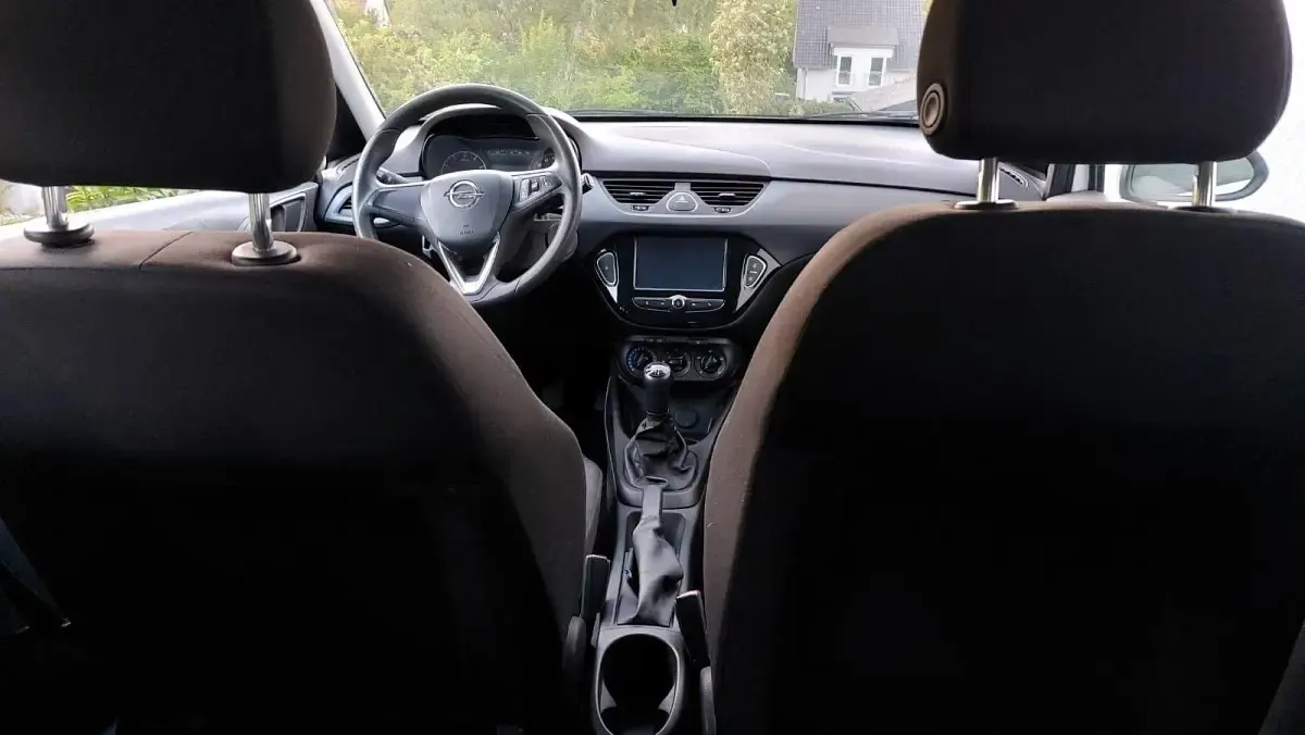 Gebraucht Opel Corsa 69 PS (50 kW) 2017 Weiß Kleinwagen