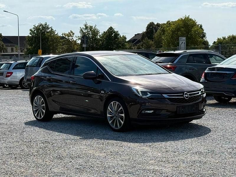 Braun Gebraucht 2015 Opel Astra Innovation Limousine | 9.990 € (Guter Preis) - Bild 1/4