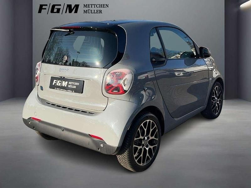 Gebraucht Smart ForTwo Coupé Prime 60 kW (82 PS) 2022 Grau Kleinwagen