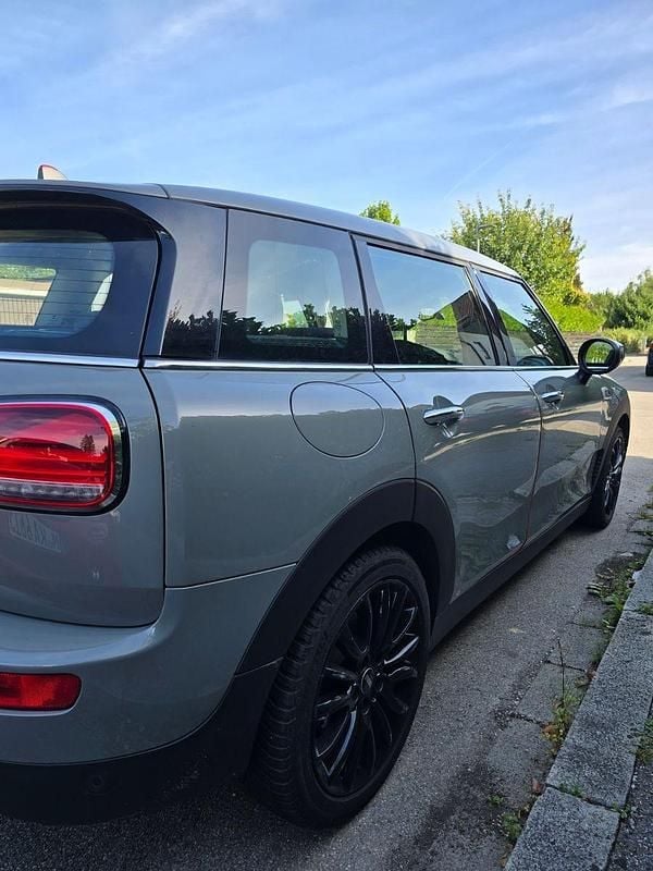 Grau Gebraucht 2021 Mini Clubman Kombi | 21.000 € - Bild 1/4