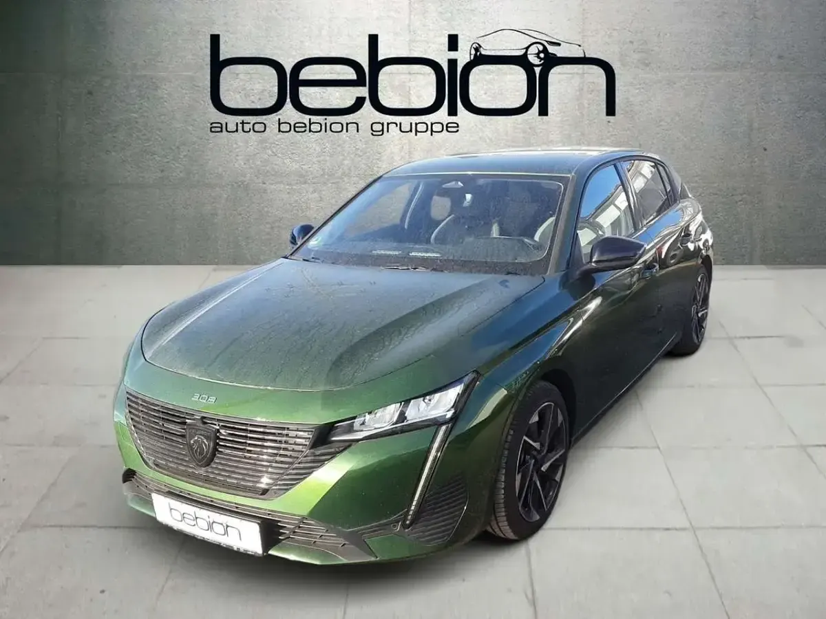 Gebraucht Peugeot 308 Allure 131 PS (96 kW) 2023 Limousine