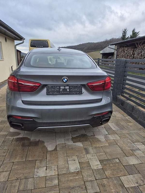 Gebraucht BMW X6 M50 381 PS (280 kW) 2015 Grau SUV