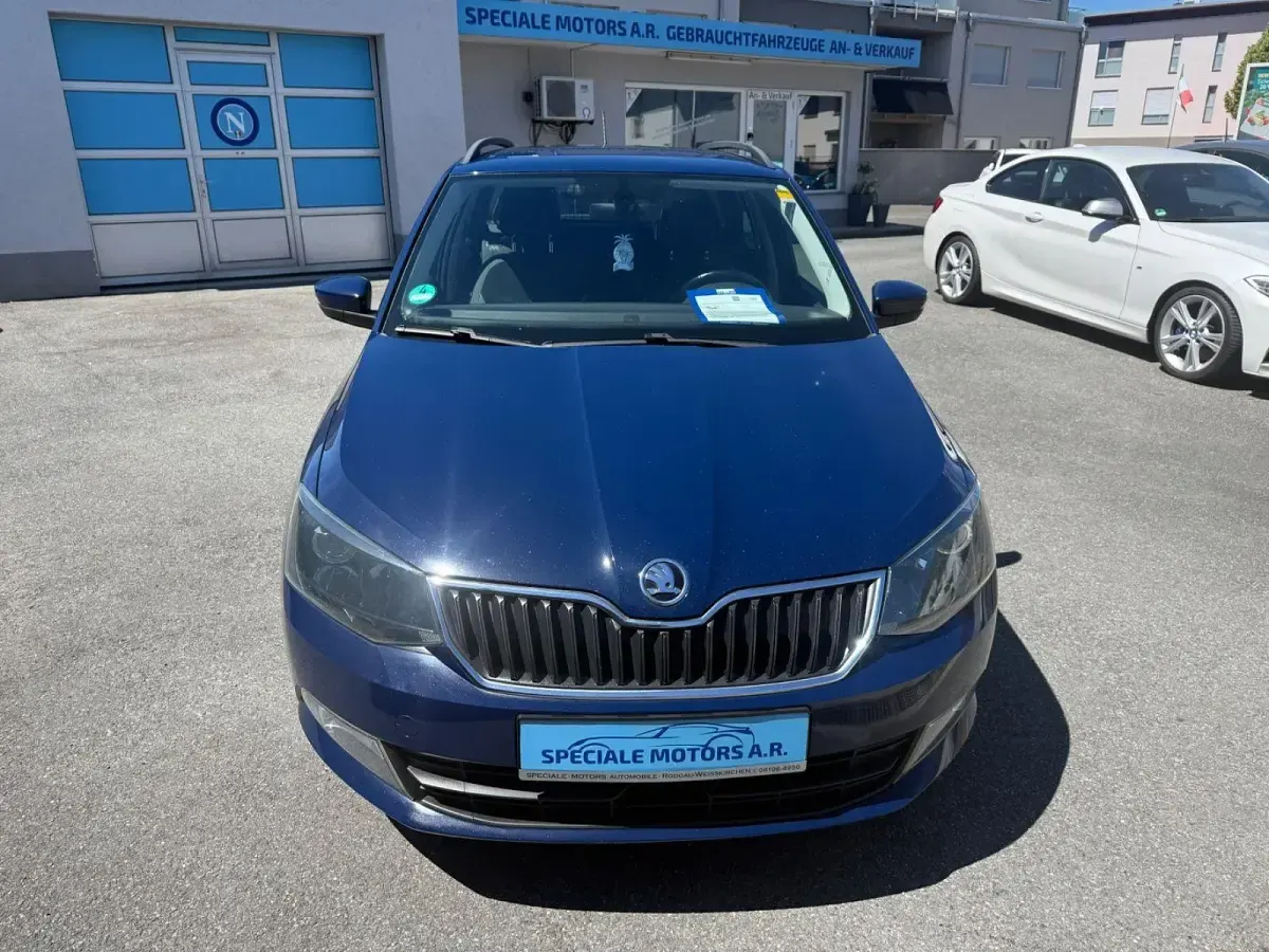 Gebraucht Skoda Fabia Ambition 90 PS (66 kW) 2015 Blau Kombi