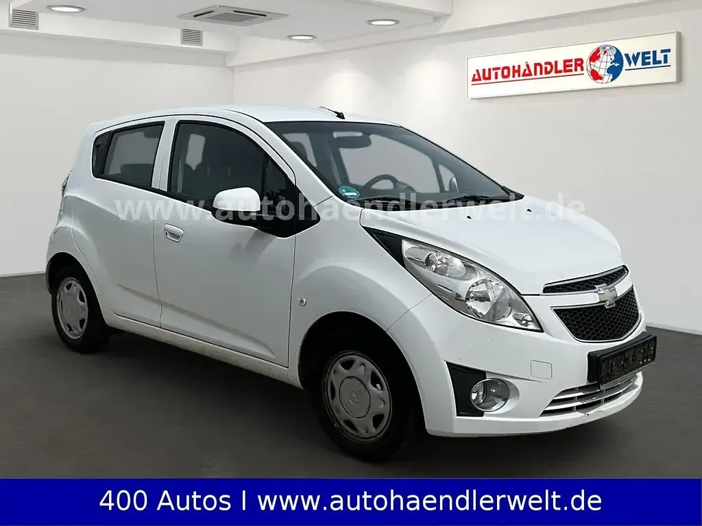 Gebraucht Chevrolet Spark 68 PS (50 kW) 2012 Weiss Kleinwagen