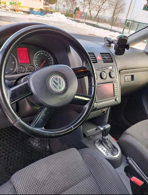 Gebraucht 2005 VW Touran Van / Kleinbus | 1.350 € - Bild 1/4
