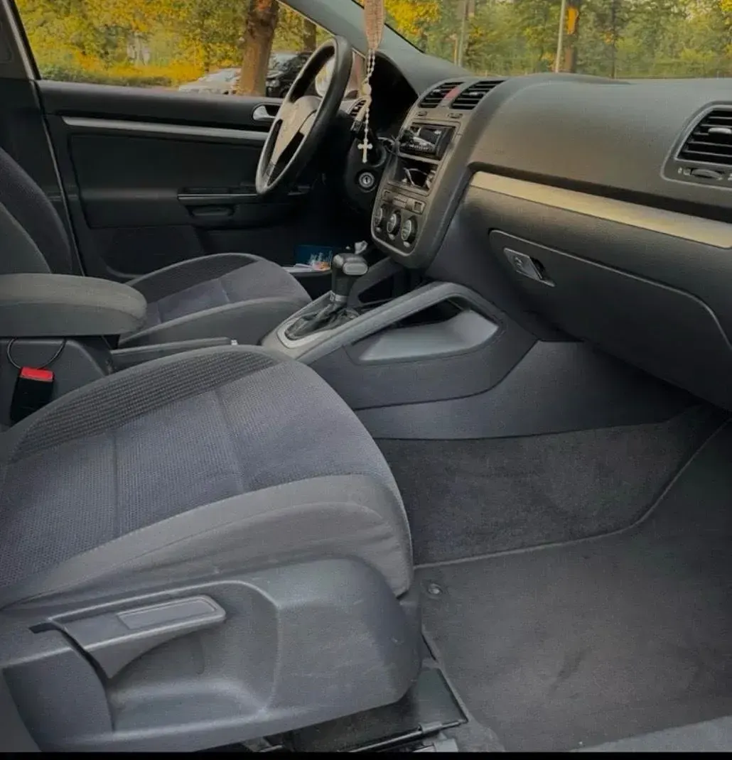 Gebraucht VW Jetta Sportline 150 PS (110 kW) 2005 Beige Limousine