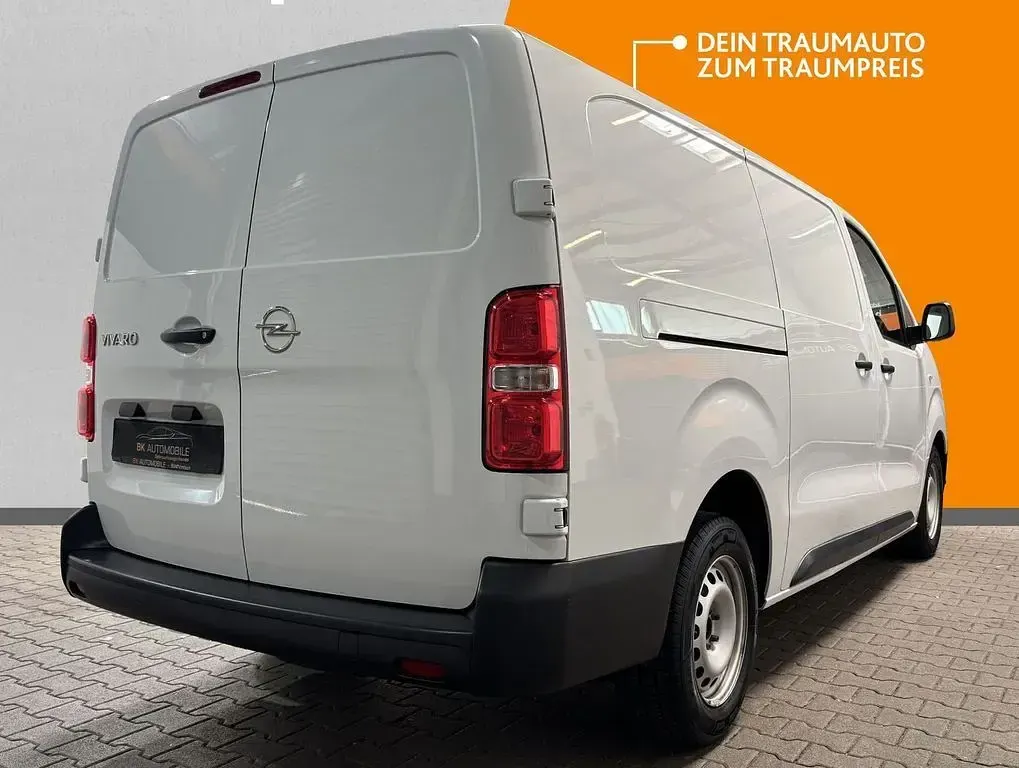 Gebraucht Opel Vivaro Edition 144 PS (105 kW) 2024 Weiß Van / Kleinbus