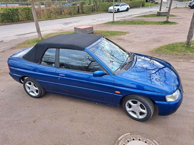 Gebraucht Ford Escort Cabriolet Ghia 90 PS (66 kW) 1997 Blau Cabrio
