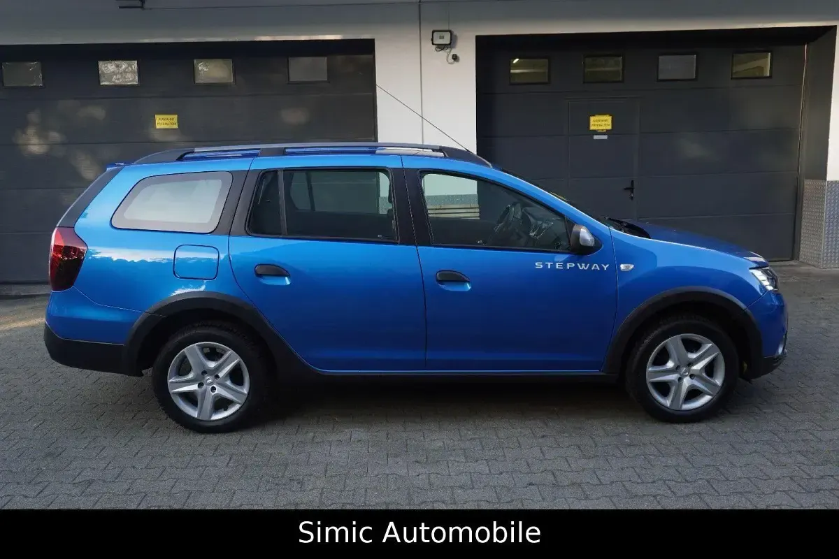 Gebraucht Dacia Logan MCV Stepway 90 PS (66 kW) 2018 Blau Kombi