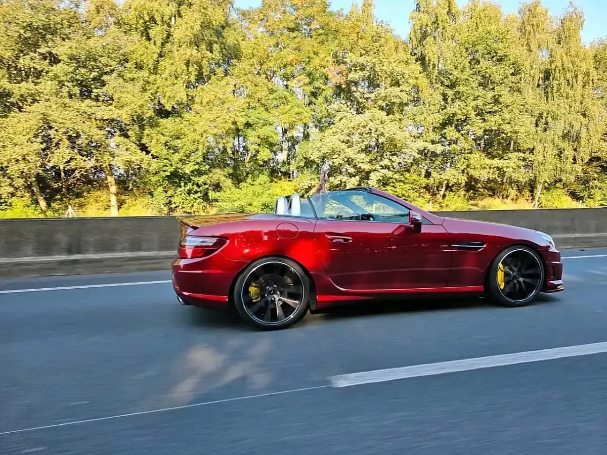 Gebraucht Mercedes SLK250 204 PS (150 kW) 2014 Rot Cabrio