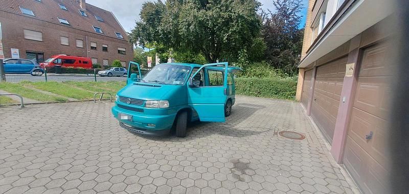 Grün Gebraucht 1996 VW T4 Van | 4.500 € (Superpreis) - Bild 1/4