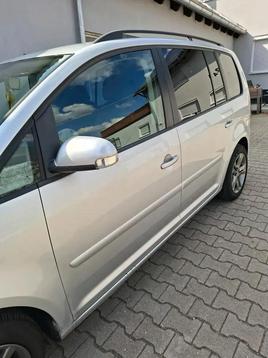 Gebraucht VW Touran 140 PS (102 kW) 2006 Silber Van / Kleinbus