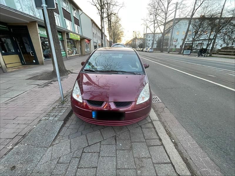 Gebraucht Mitsubishi Colt 95 PS (69 kW) 2005 Rot Kleinwagen
