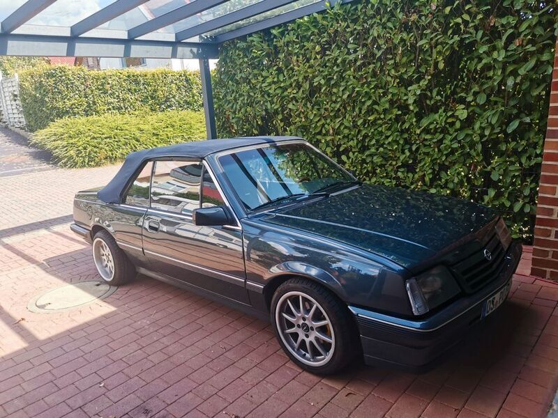 Grau Gebraucht 1984 Opel Ascona Cabrio | 19.500 € - Bild 1/4