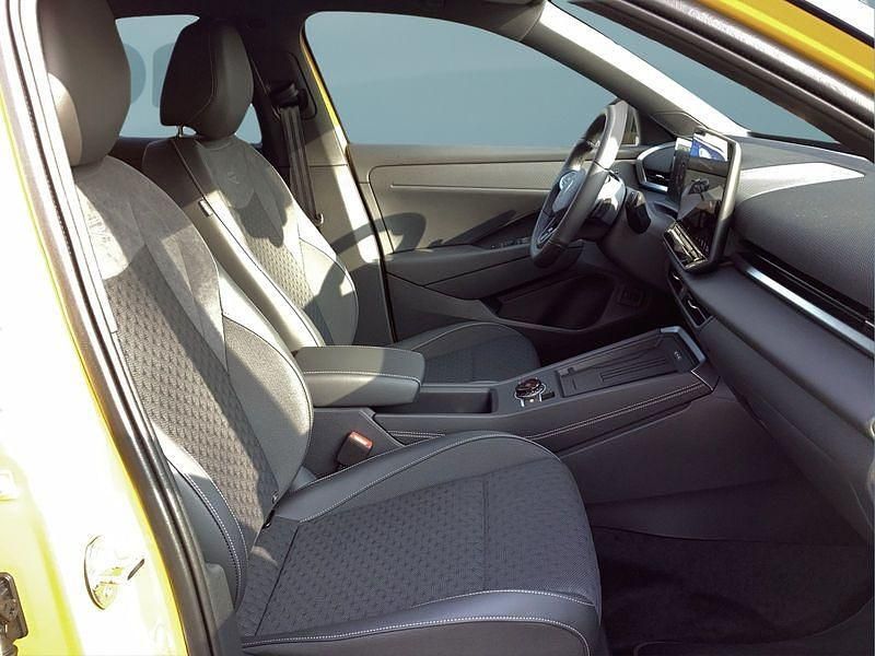 Neu VW T-Roc 150 PS (110 kW) 2026 Gelb SUV