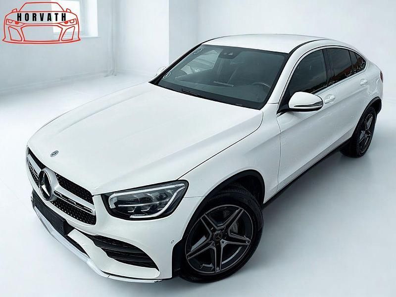 Weiß Gebraucht 2021 Mercedes GLC400d AMG line Coupé | 36.990 € - Bild 1/4