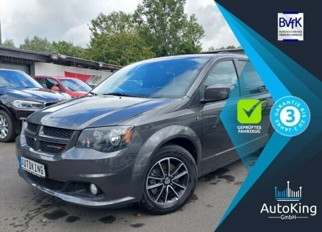 Grau Gebraucht 2018 Dodge Grand Caravan Van / Kleinbus | 21.495 € - Bild 1/4