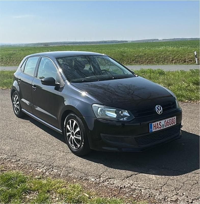 Second-hand VW Polo 69 CP (50 kW) 2010 Negru Hatchback