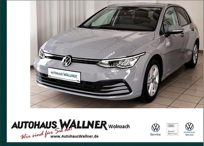 Mondsteingrau Gebraucht 2020 VW Golf VIII Life Limousine | 20.000 € (Guter Preis) - Bild 1/4