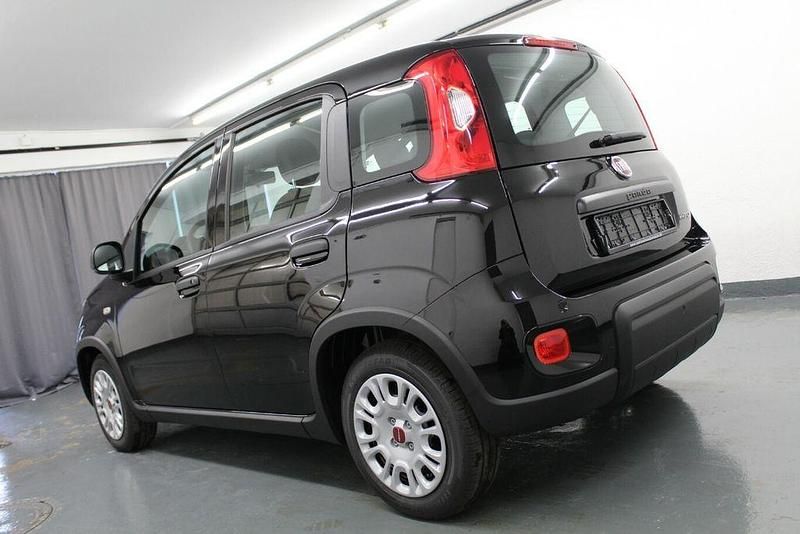 Gebraucht Fiat Panda 69 PS (50 kW) 2022 Schwarz Limousine