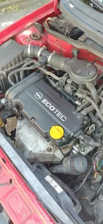 Gebraucht Opel Corsa 65 PS (47 kW) 1999 Rot Kleinwagen