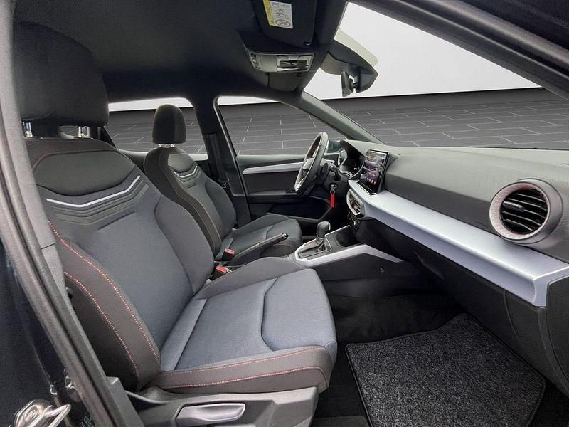 Gebraucht Seat Arona FR 150 PS (110 kW) 2023 Grau (metallic) SUV