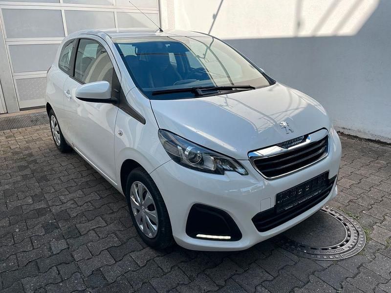 Gebraucht Peugeot 108 Active 69 PS (50 kW) 2015 Zu lackieren weiss 068/deckend Kleinwagen