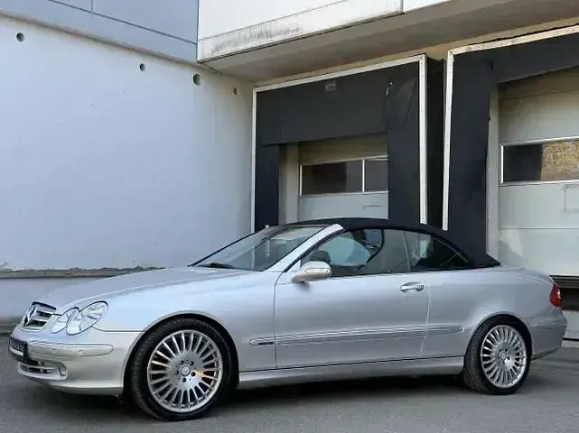 Gebraucht Mercedes CLK240 Avantgarde 170 PS (125 kW) 2004 Silber Cabrio