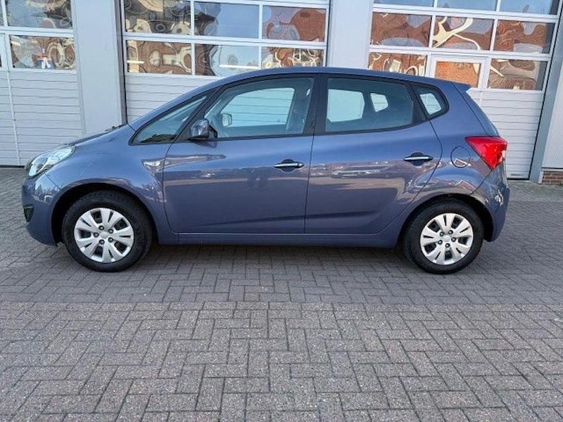 Gebraucht Hyundai ix20 Edition 90 PS (66 kW) 2015 Blueberry / met Kleinwagen