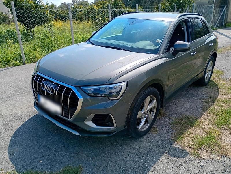 Gebraucht Audi Q3 150 PS (110 kW) 2019 Grau SUV