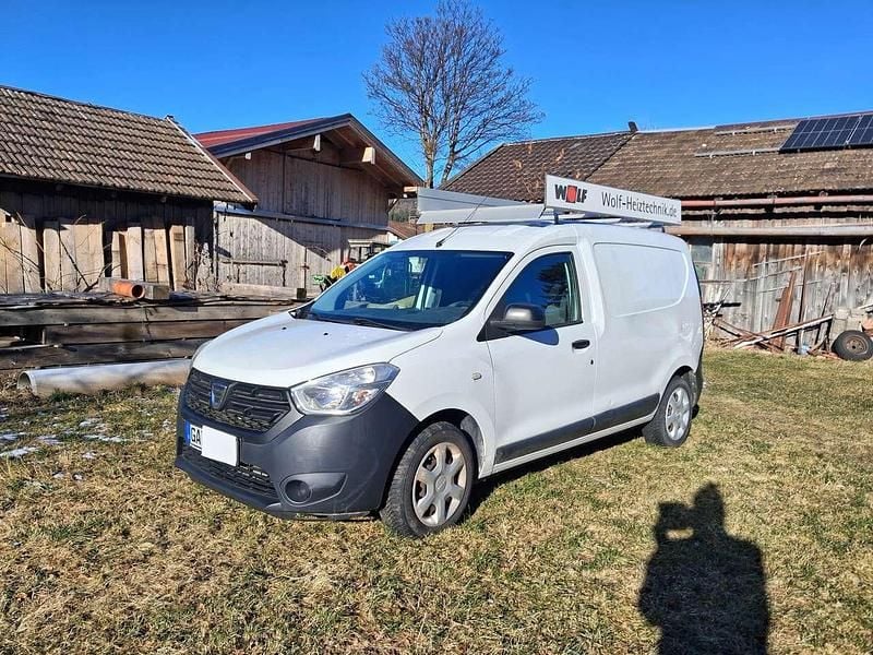 Weiß Gebraucht 2017 Dacia Dokker Express Ambiance Van | 6.500 € (Superpreis) - Bild 1/4
