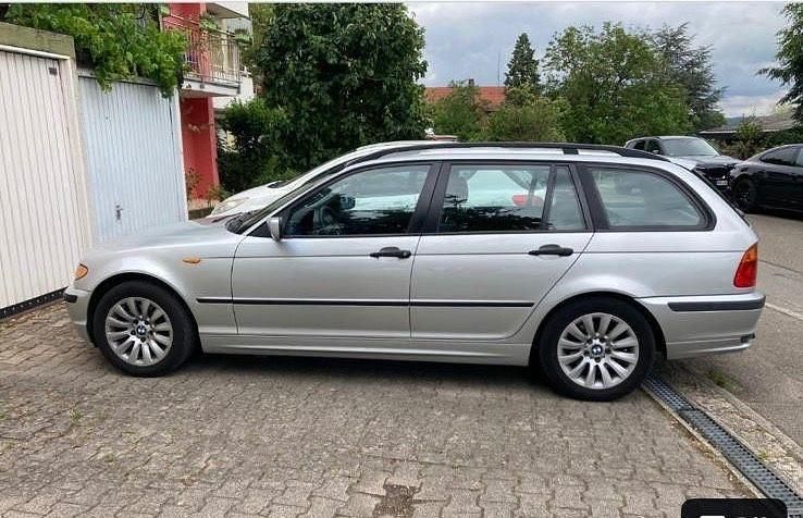 Silber Gebraucht 2005 BMW 320 Kombi | 3.200 € (Fairer Preis) - Bild 1/4