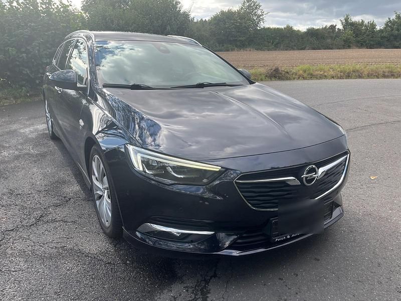 Blau Gebraucht 2018 Opel Insignia Business Innovation Kombi | 15.350 € (Teuer) - Bild 1/4