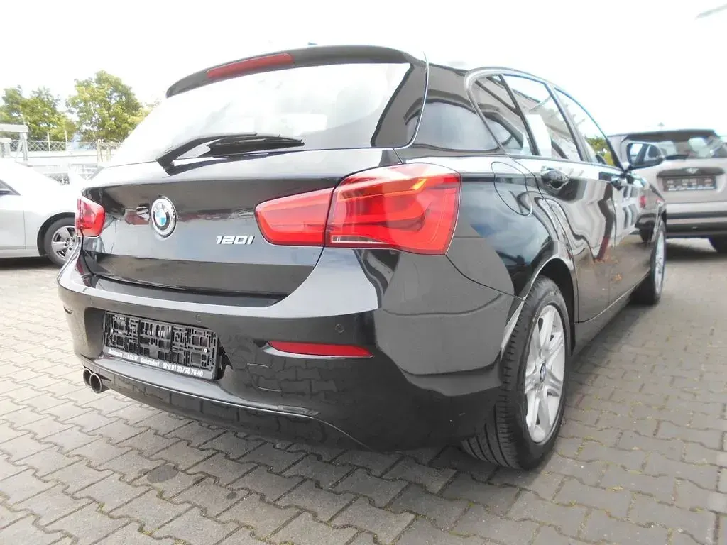 Gebraucht BMW 120 184 PS (135 kW) 2017 Schwarz Kleinwagen