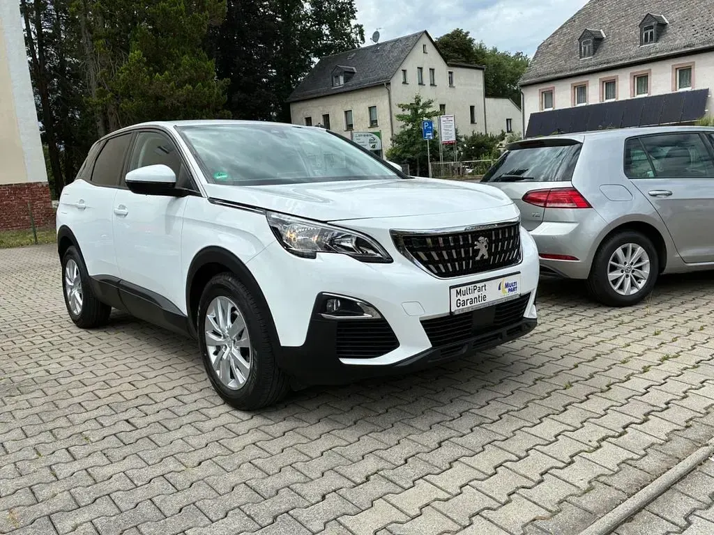 Gebraucht Peugeot 3008 Active 131 PS (96 kW) 2017 Weiß SUV