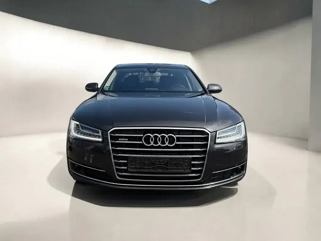 Gebraucht Audi A8L 262 PS (192 kW) 2017 Grau Limousine