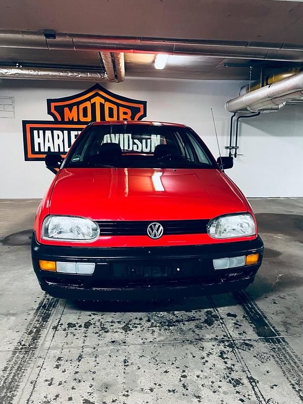 Rot Gebraucht 1994 VW Golf III Kleinwagen | 4.100 € - Bild 1/4
