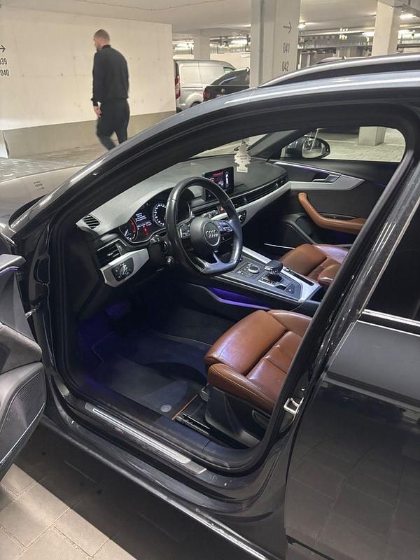 Second-hand Audi A4 Design 170 CP (125 kW) 2018 Gri Break