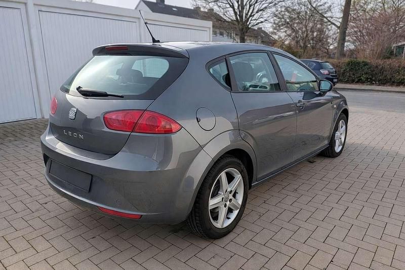Gebraucht Seat Leon 125 PS (91 kW) 2012 Grau Kleinwagen