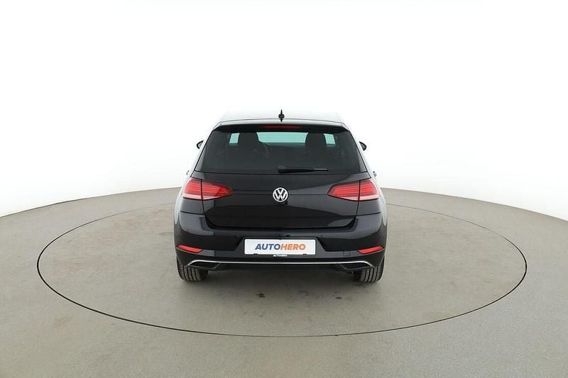 Gebraucht VW Golf VII Sound 86 PS (63 kW) 2018 Schwarz Limousine
