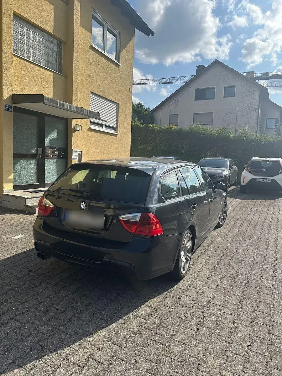 Gebraucht BMW 325 M Sport 218 PS (160 kW) 2006 Schwarz Limousine